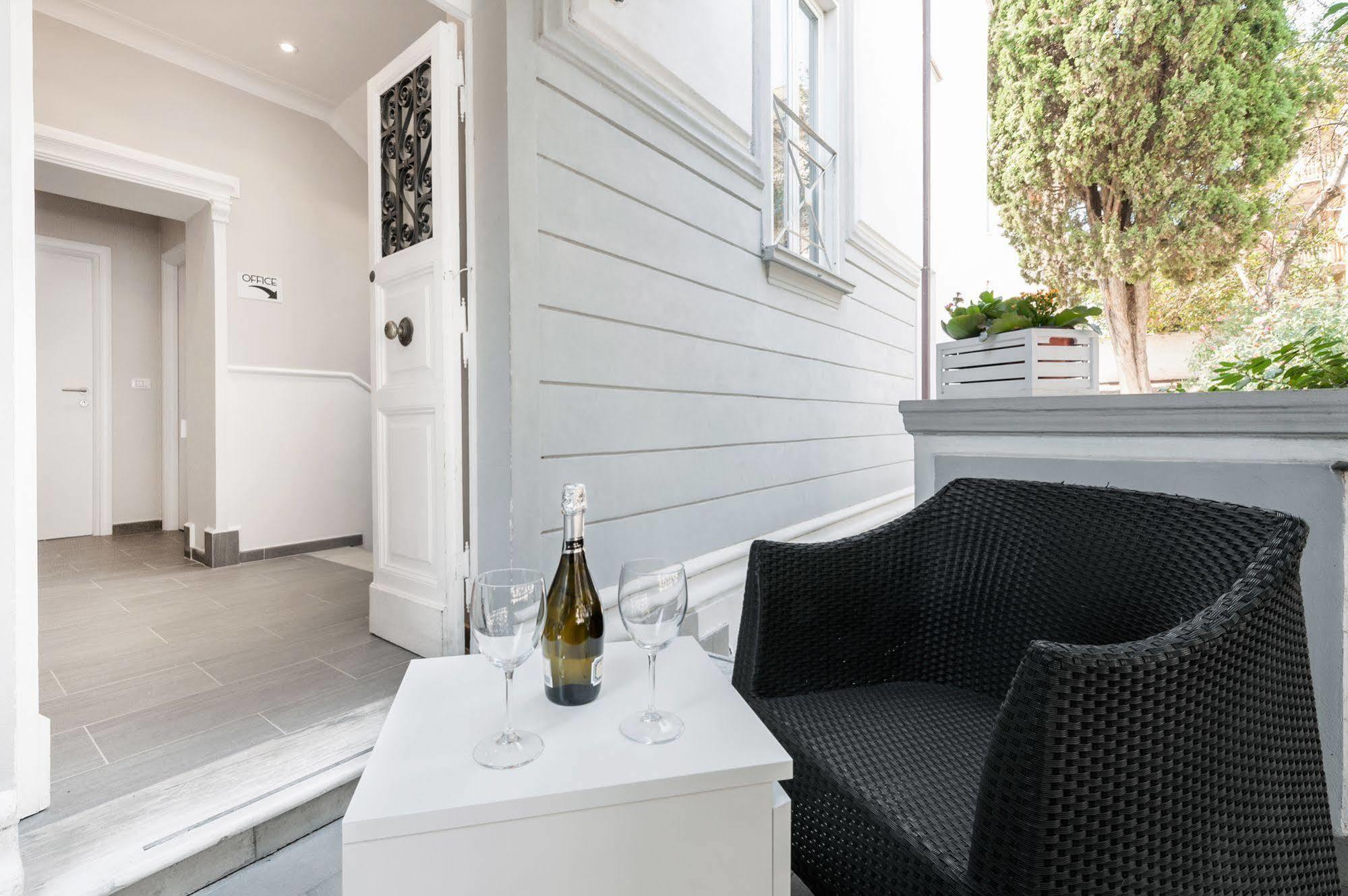 Residenza Maxima Apartahotel 3*
