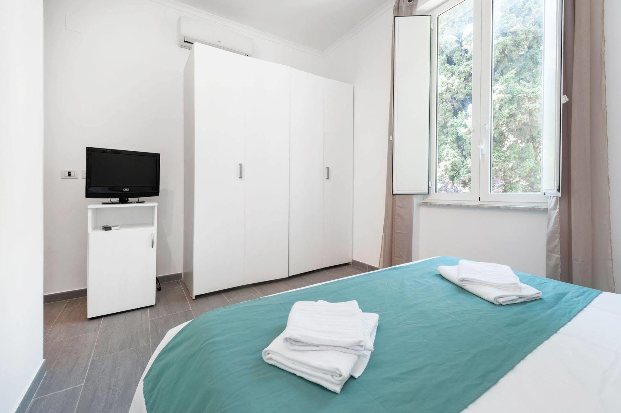Residenza Maxima Apartahotel 3*